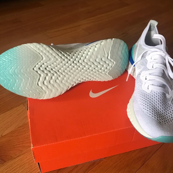 Nike Epic React Flyknit 2 - Picture 3 of 3